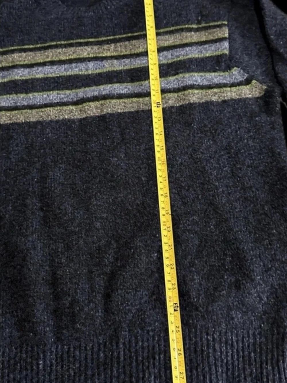 Geoffrey Beene Crewneck Sweater with Gold and Gray Stripes 100% lambs wool